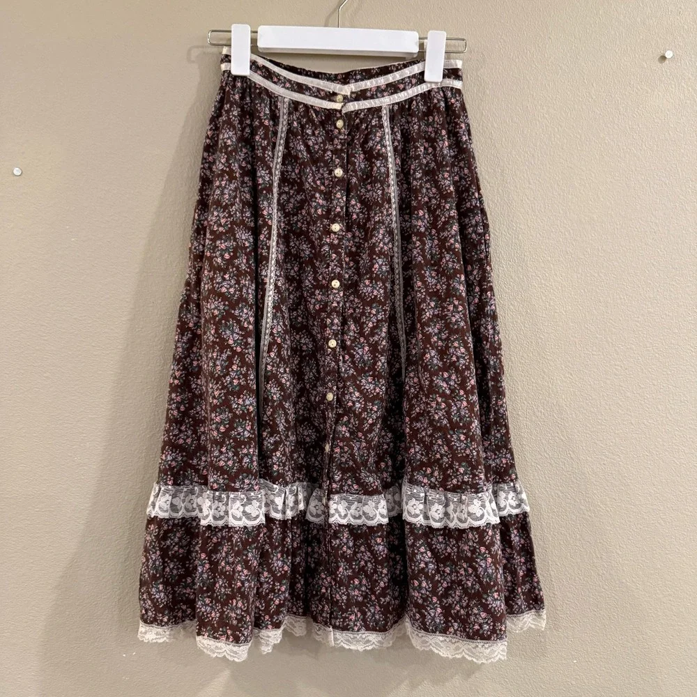 Vintage Jessica's Gunnies Skirt Set M Brown Ivory Floral Lace Prairie Cottage